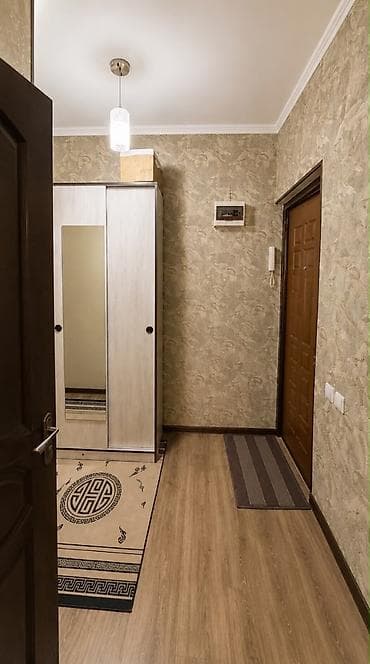 2 bedroom: 2 комнаты, 67 м², 106 серия улучшенная, 3 этаж, Евроремонт — 9