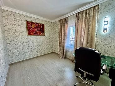 продажа домов ынтымак: На продаже дом 😍 В ж/м Ынтымак🏔️ ♥️Самый лучший район! ◾️2 этажа (есть — 9