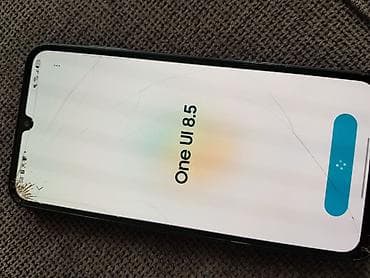 самый дешёвый монитор: Samsung Galaxy A25 — 2