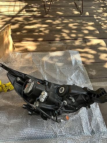 Автокосметика: Передняя левая фара Subaru 2017 г., Б/у, Оригинал, США — 6