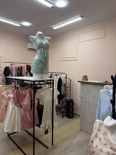 отдел цум: Часть бутика, 27 м² — 2