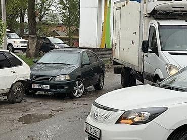 таёт: Toyota Avensis: 1998 г., 1.8 л, Ручные, Бензин, Седан — 1