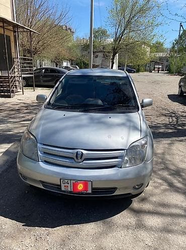 Toyota Ist: 2003 г., 1.3 л, Автомат, Бензин, Хэтчбэк