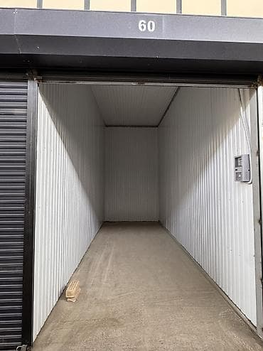 bay tash: Жаны базарда Жаны Келечек ходвой 1 рядтан N60 контейннер арендага — 1