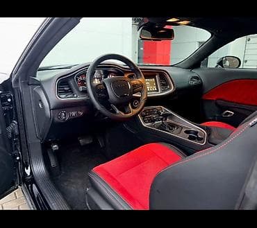 Dodge Challenger: 2021 г., 3.6 л, Автомат, Бензин, Купе — 7