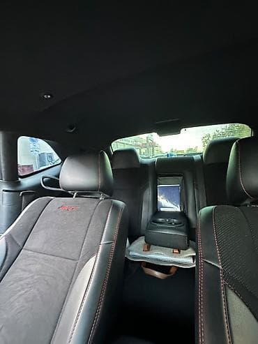 Продажа авто: Dodge Challenger: 2018 г., 3.6 л, Автомат, Бензин, Седан — 3