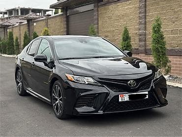 стёк: Toyota Camry: 2019 г., 2.5 л, Бензин, Седан — 2