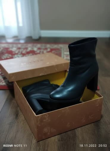 Сапоги sopeia с отличным состоянии