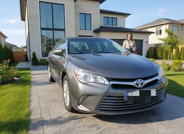 Toyota Camry: 2015 г., 2.5 л, Автомат, Гибрид, Седан