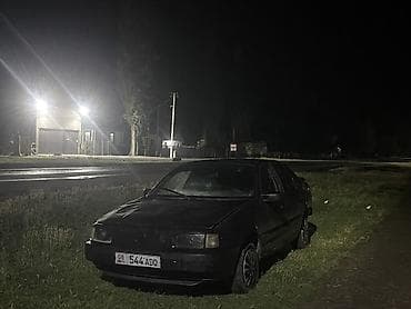 Унаа: Volkswagen Passat: 1990 г., 1.8 л, Кол менен иштөөчү, Бензин, Седан — 6