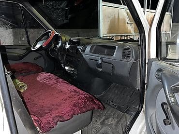 Легкий грузовик, Mercedes-Benz, 2 т, Б/у at lalafo.kg Легкий грузовик, Mercedes-Benz, 2 т, Б/у