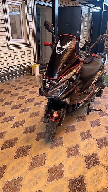 70 сом: Скутер/максискутер 150 см³ (визуально) с индивидуальным тюнингом и — 2