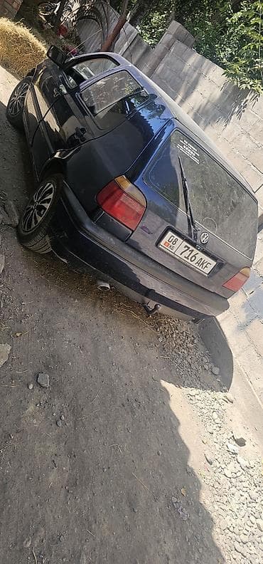 bmw 740i: Volkswagen Golf: 1994 г., 1.6 л, Механика, Бензин, Хэтчбэк — 4