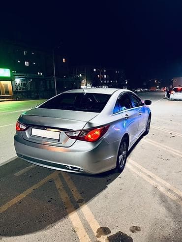 land cruiser 100: Hyundai Sonata: 2011 г., 2 л, Автомат, Газ, Седан — 4