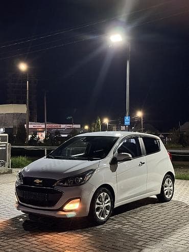 Продажа авто: Chevrolet Spark: 2019 г., 1 л, Автомат, Бензин, Хэтчбэк — 1
