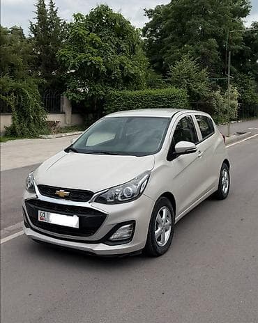 Продажа авто: Chevrolet Spark: 2018 г., 1 л, Автомат, Бензин, Хэтчбэк — 2