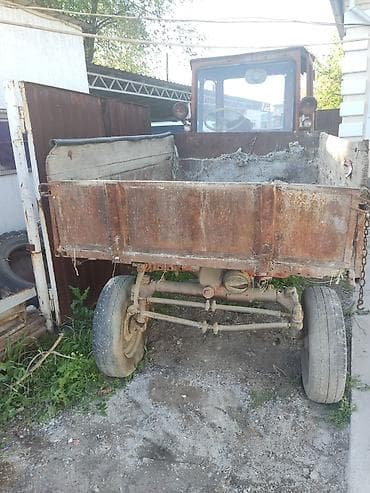 Самоходная шасси Т16 трактор. Самосвал. На ходу, нужен аккумулятор