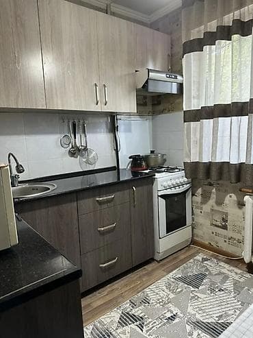 Батирлер: 2 бөлмө, 45 м², 3-мкр 104-серия, 1 кабат, Косметикалык оңдоо — 4