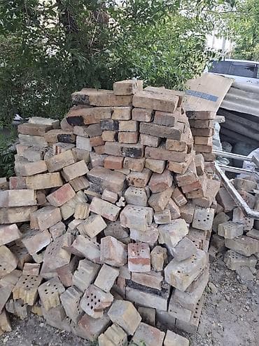 советского времени: Продаю б/у кирпичи, советского производства и дрова — 1