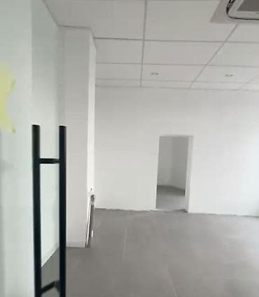 red center: Бутик, 83 м², Без ремонта, Не действующий, Без оборудования — 4