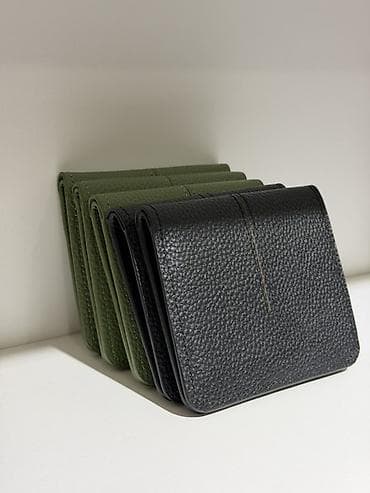 american eagle: Компактные кошельки из натуральной воловьей кожи.
Торг уместен — 7