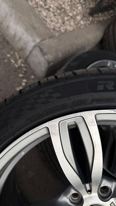 19: Комплект колес BMW на 19" - Диски дизайна BMW, 5- серии Перед — 5