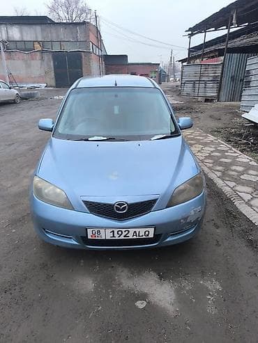 Mazda Demio: 2003 г., 1.3 л, Автомат, Бензин, Хэтчбэк