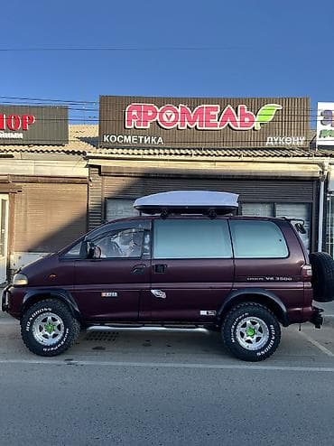 Mitsubishi Delica: 1996 г., 3 л, Автомат, Газ, Внедорожник