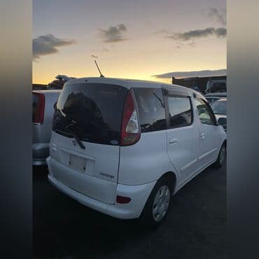 обтекатель на портер 1: Toyota FunCargo NCP20 в наличии все запчасти на данную модель — 3