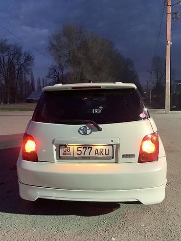 rover sd: Toyota Ist: 2002 г., 1.5 л, Автомат, Бензин, Хэтчбэк — 3