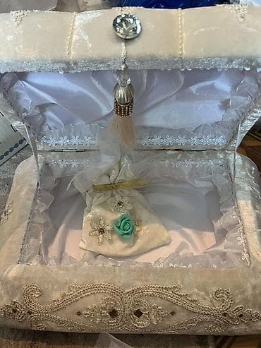 шкатулк: Декоративная шкатулка-сундук для хранения - Материал: мягкий бархат — 3