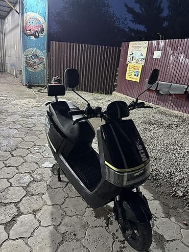 Электроскутер SMART M16 - Тип: электрический скутер/мопед - Цвет