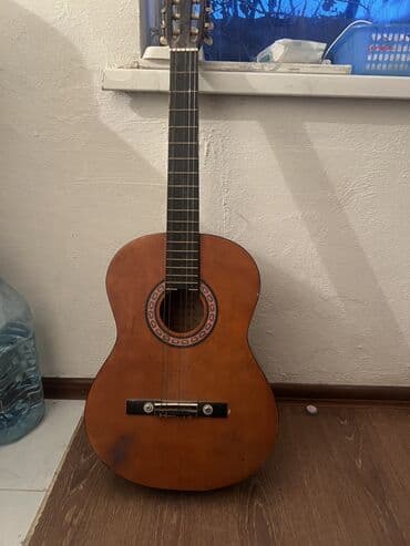 студийный паралон: 3500 сом кеми бар Продаётся классическая гитара ADAMS с нейлоновыми — 7