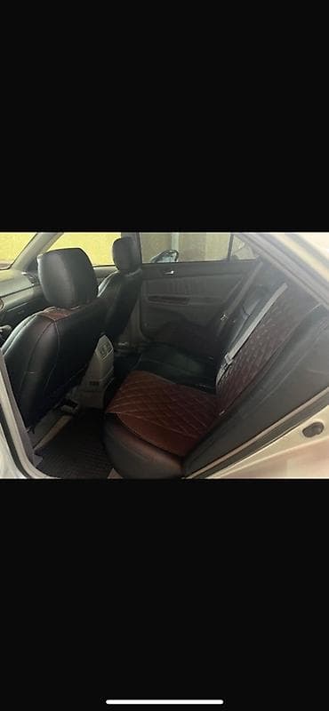 e500 124: Toyota Camry: 2003 г., Автомат, Бензин, Седан — 4