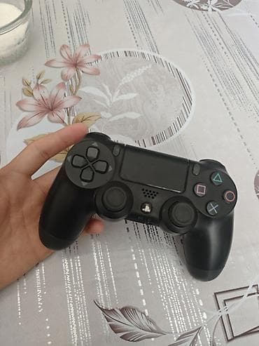 гейлер: Продаю беспроводной контроллер DualShock 4 (v2) в классическом черном — 1