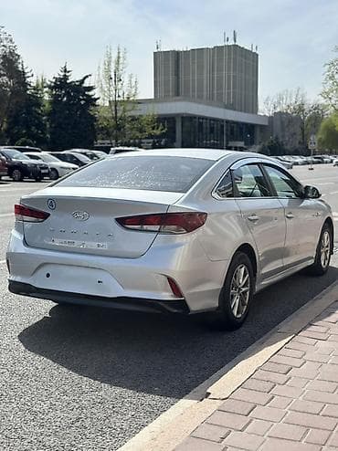 Транспорт: Hyundai Sonata: 2020 г., 2 л, Автомат, Газ, Седан — 4
