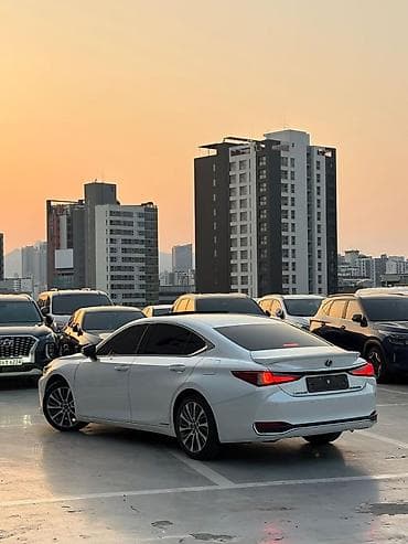 Lexus: Lexus ES: 2020 г., 2.5 л, Автомат, Гибрид, Седан — 5