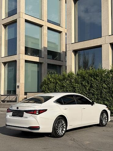 sprinter 2 7: Lexus ES: 2020 г., 2.5 л, Вариатор, Гибрид, Седан — 5