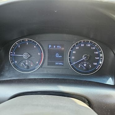 Транспорт: Hyundai Porter II (бортовой малотоннажный грузовик) - Компоновка — 8