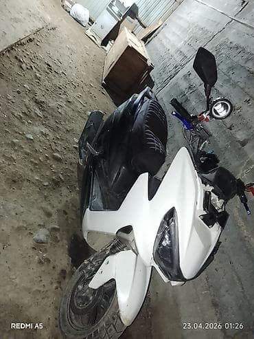 скутер 40000: Скутер/мопед DONGFANG (бензиновый) - Кузов: городской максискутер — 6