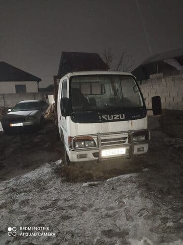 Isuzu : 2001 г., 2.9 л, Механика, Дизель, Фургон