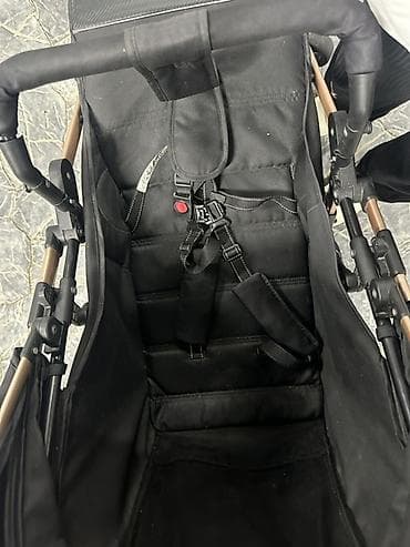 easy walker: Состояние 95/100
Есть дождевик, сетка 
3000
Ходунки 800 — 2
