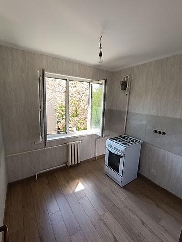 kant flat: 2 комнаты, 47 м², 104 серия, 4 этаж, Евроремонт — 4