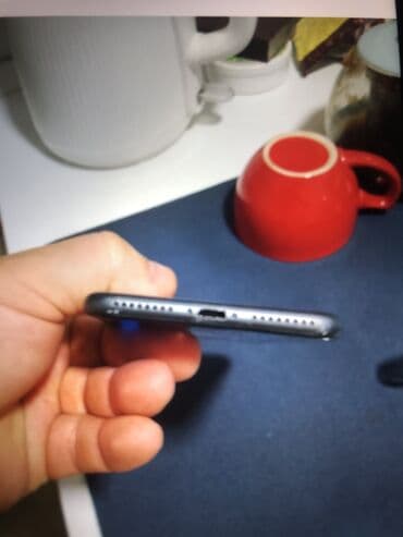 купить бу iphone 7 plus: IPhone 8 Plus, Б/у, 64 ГБ, Черный, Зарядное устройство, 76 % — 5