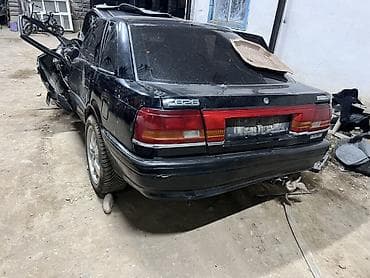 audi b: Mazda 626 (GF/GD) седан, Автомобиль предлагается как запчасти — 1