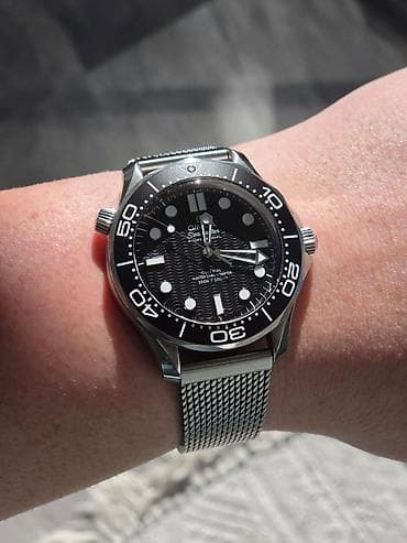 Личные вещи: Omega Seamaster Diver 300M 007 Edition. • Люксового качества класса — 5