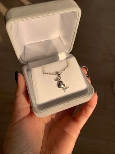 свадебные платья от производителя: Цепочки с кулоном по 1500 сом.
Серебро 925. 
Длина регулируется — 7
