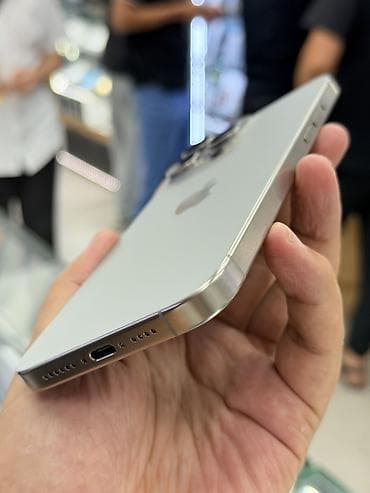 iphone 14 pro max 1 tb: IPhone 15 Pro Max, Б/у, 512 ГБ, Natural Titanium, Защитное стекло, Чехол, 84 % — 4