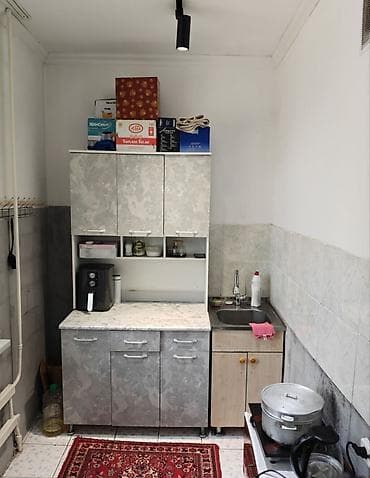 сдаю место ош базар: 34 м², 1 комната, Утепленный — 3