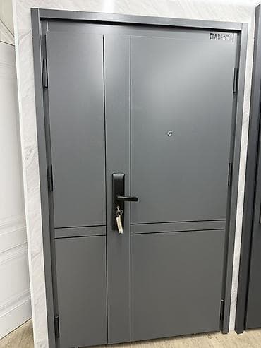 темная брама: Двери для домов и квартир, Металлическая, Двухстворчатая, Правосторонняя, цвет - Серый — 1